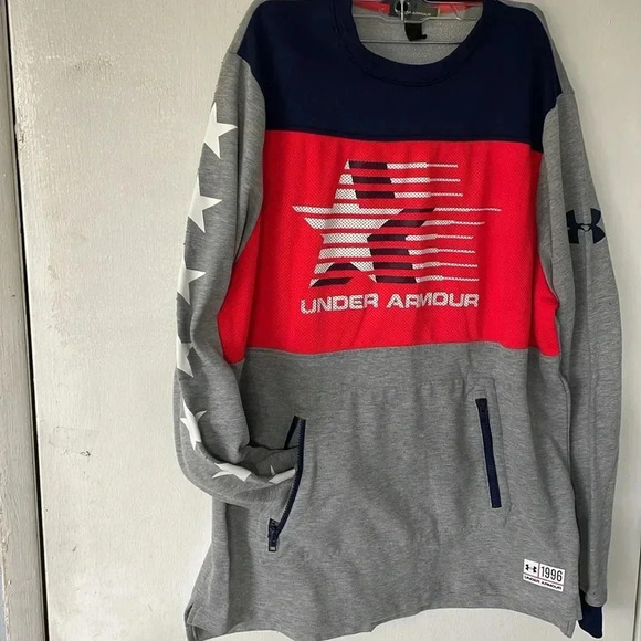 Underarm-our golden age crew sweatshirt - Picture 5 of 11